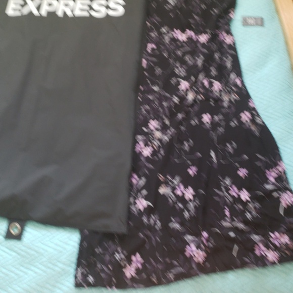 Dress - Picture 5 of 5